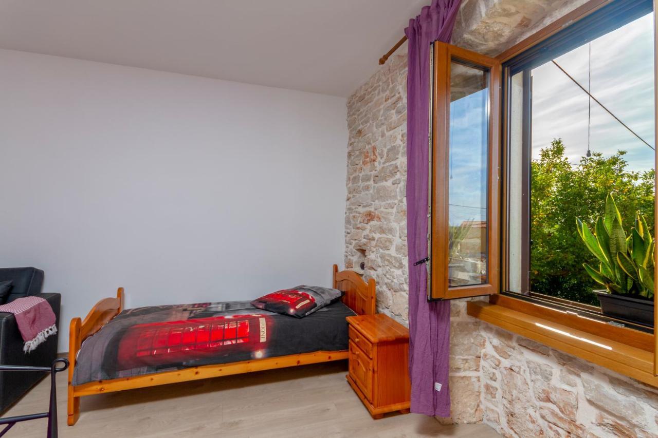 Holiday Stone House Bale Exterior foto